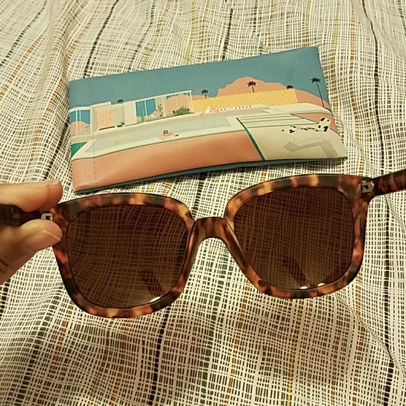 Sunnies by Charlie - Picture 4 of 8